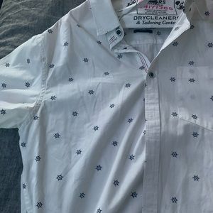 Button up short sleeve shirt